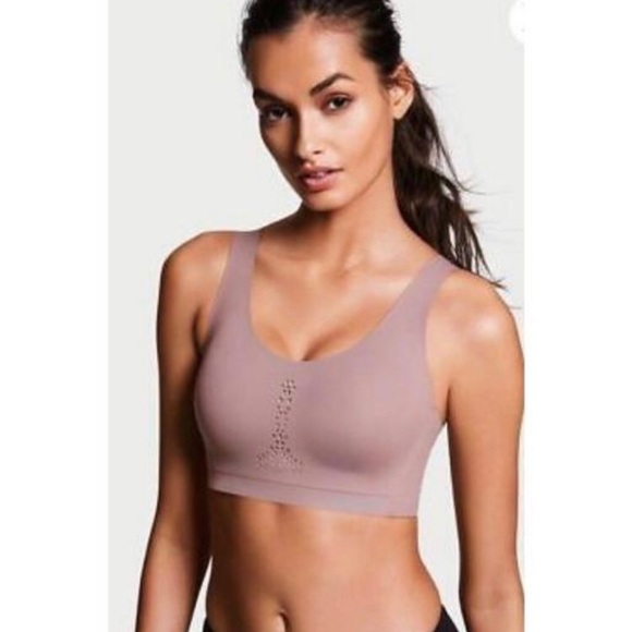 Victoria’s Secret AngelMax sport bra size 36DD